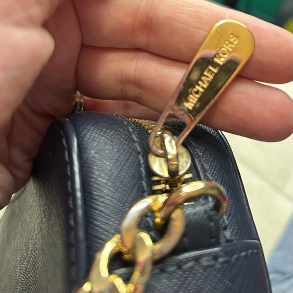 Michael Kors Jet Set Large Zip Chain Crossbody Bag - Picture 6 of 8